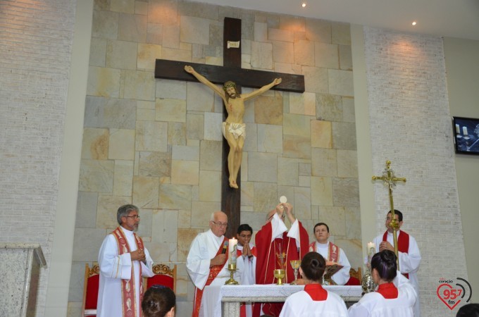 Missa inaugural da paróquia Santo André, em Dourados