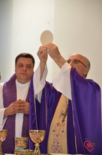 Dom Redovino celebra missa inaugural da paróquia São Francisco