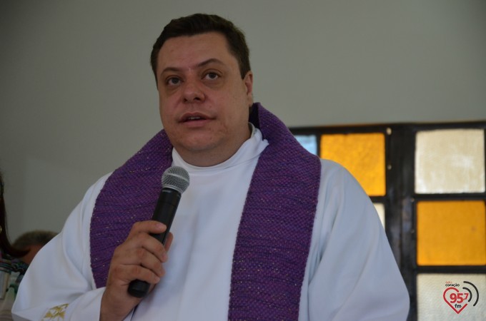 Dom Redovino celebra missa inaugural da paróquia São Francisco