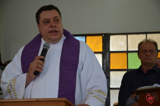 Dom Redovino celebra missa inaugural da paróquia São Francisco