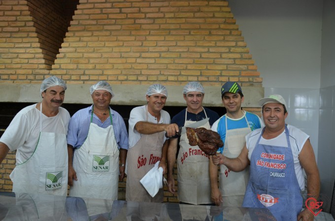 Dom Redovino celebra missa inaugural da paróquia São Francisco