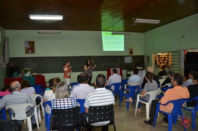 Rádio Coração realiza confraternização com voluntários, em Itaporã