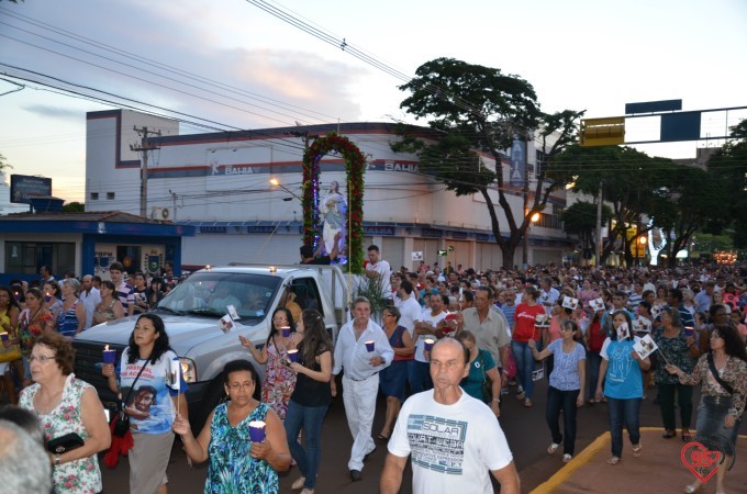 Missa campal, procissão e coroação da Imaculada Conceição