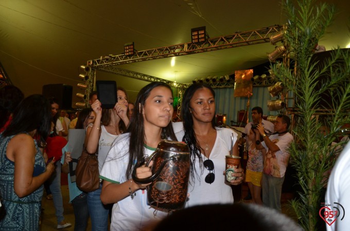 Missa campal, procissão e coroação da Imaculada Conceição