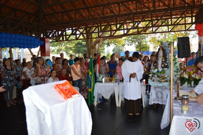 Frei Eterson celebra missa caacupê na praça paraguaia