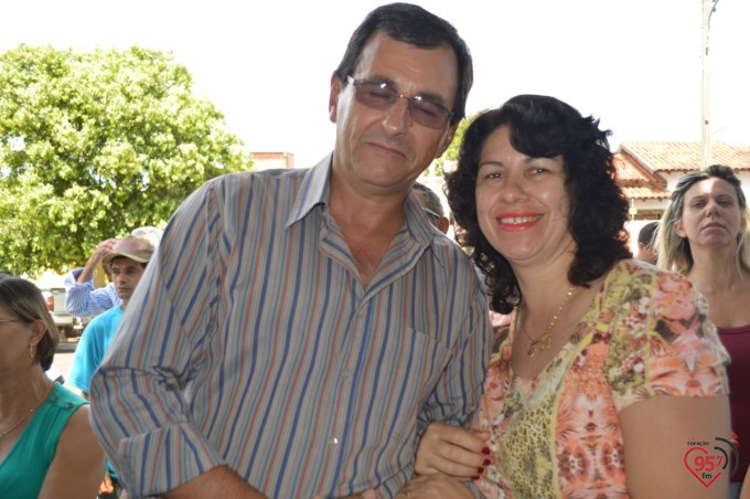 Frei Eterson celebra missa caacupê na praça paraguaia