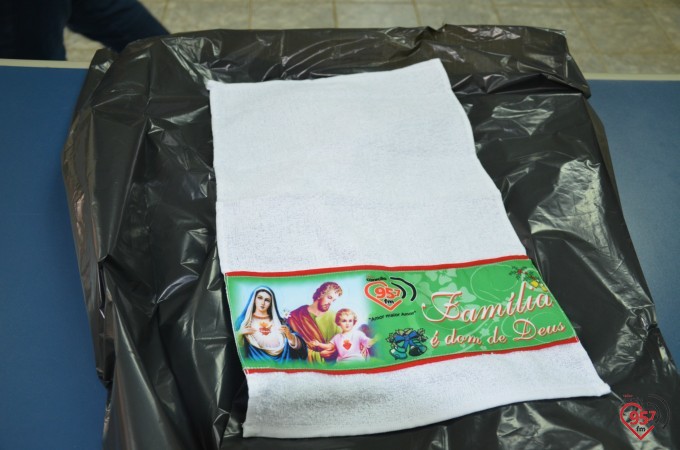 Camisetas da Rádio Coração FM, alusivas ao Natal. Adquira a sua!