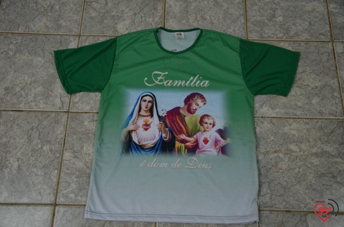 Camisetas da Rádio Coração FM, alusivas ao Natal. Adquira a sua!