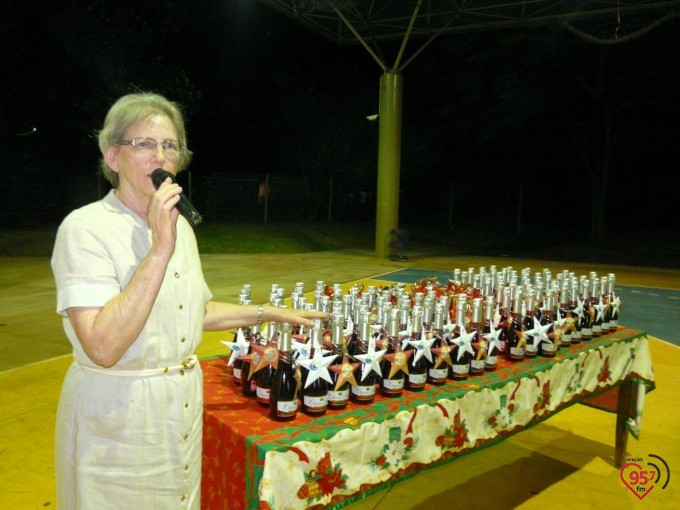 Escola Imaculada Conceição fecha 2013 com noite de confraternização