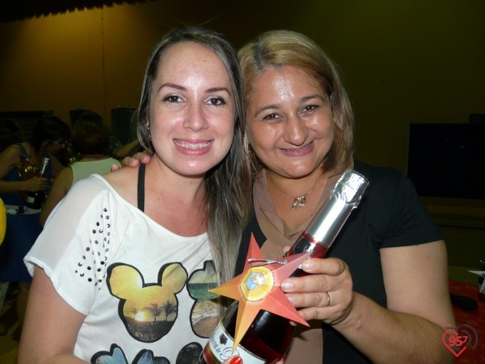 Escola Imaculada Conceição fecha 2013 com noite de confraternização