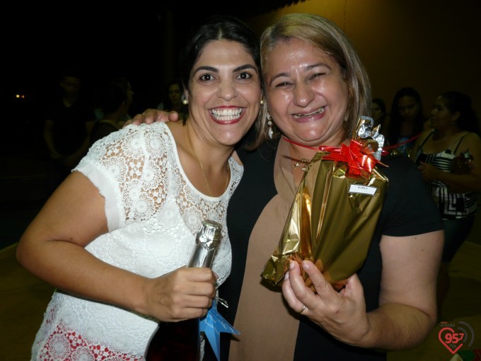 Escola Imaculada Conceição fecha 2013 com noite de confraternização