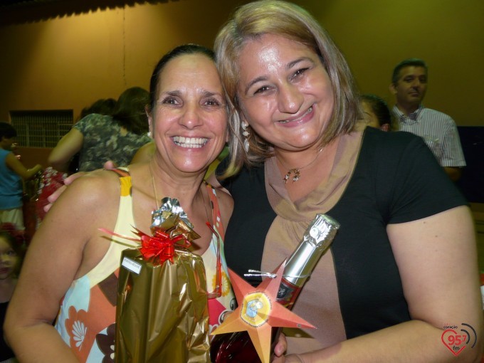 Escola Imaculada Conceição fecha 2013 com noite de confraternização