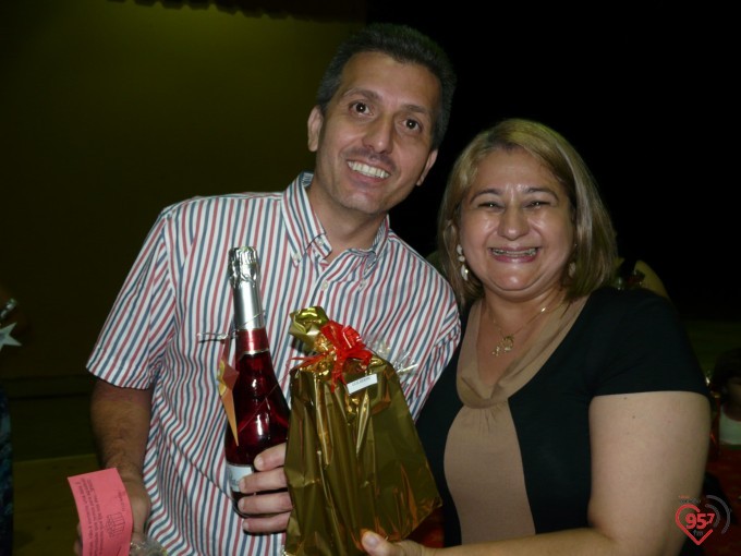 Escola Imaculada Conceição fecha 2013 com noite de confraternização