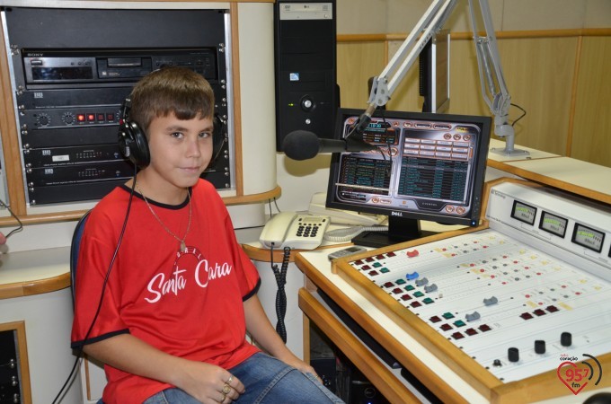 Coral Santa Clara completa 10 anos e se apresenta na Rádio Coração