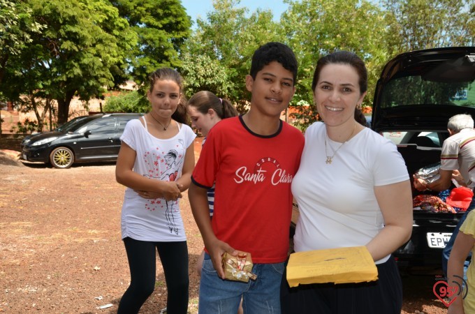 Missa dos 10 anos do Coral Santa Clara e entrega de presentes as crianças