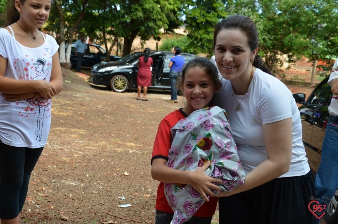 Missa dos 10 anos do Coral Santa Clara e entrega de presentes as crianças
