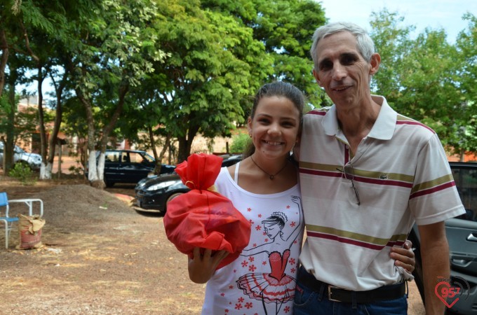 Missa dos 10 anos do Coral Santa Clara e entrega de presentes as crianças