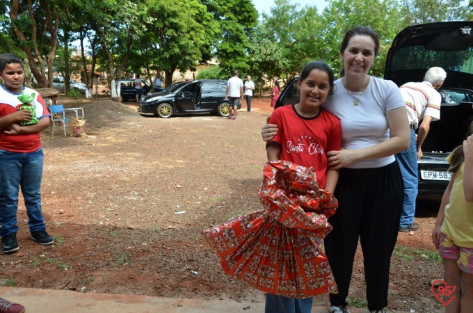 Missa dos 10 anos do Coral Santa Clara e entrega de presentes as crianças