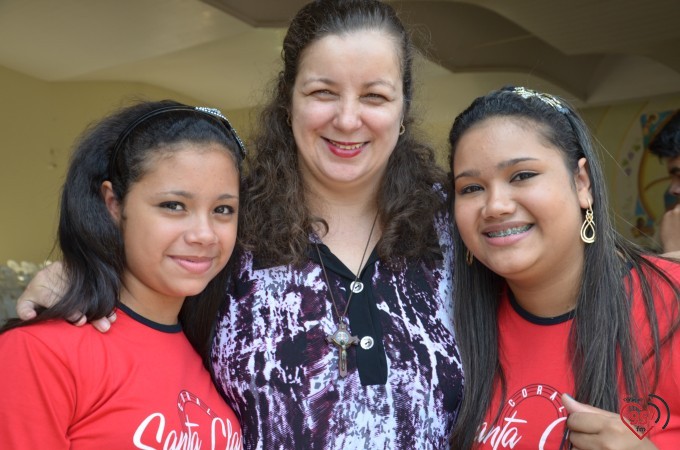 Missa dos 10 anos do Coral Santa Clara e entrega de presentes as crianças