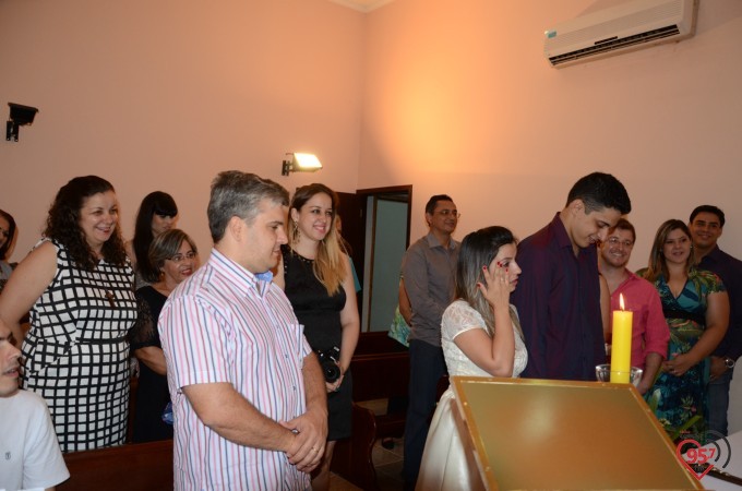 Cintia Sanabria e Guilherme Marchiolli se casam na capela Santa Clara