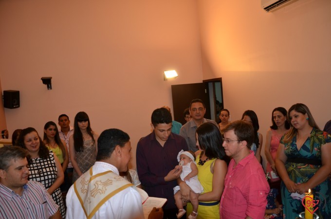Cintia Sanabria e Guilherme Marchiolli se casam na capela Santa Clara