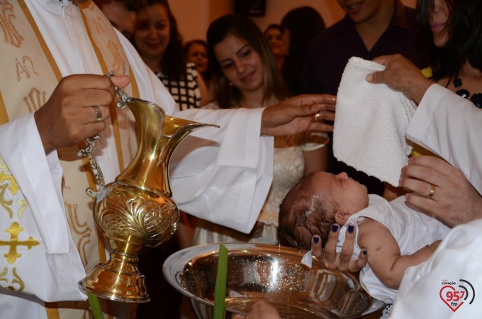 Cintia Sanabria e Guilherme Marchiolli se casam na capela Santa Clara
