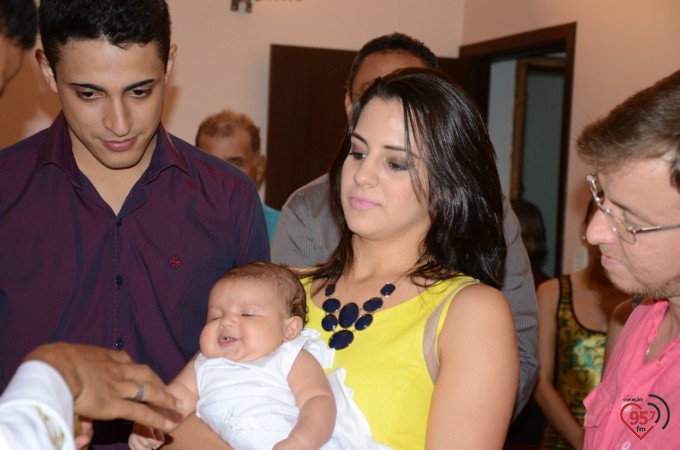 Cintia Sanabria e Guilherme Marchiolli se casam na capela Santa Clara