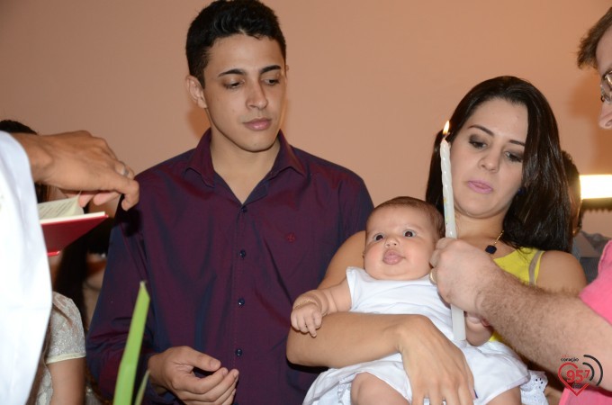 Cintia Sanabria e Guilherme Marchiolli se casam na capela Santa Clara