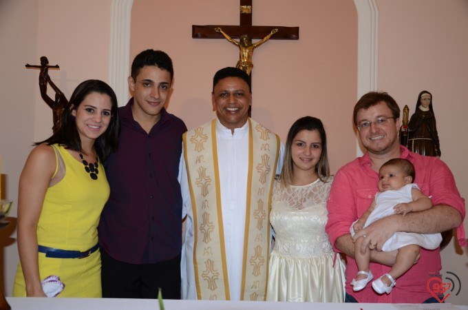 Cintia Sanabria e Guilherme Marchiolli se casam na capela Santa Clara