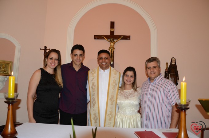 Cintia Sanabria e Guilherme Marchiolli se casam na capela Santa Clara