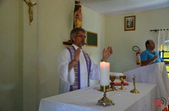 Pe. Otair celebra missa de 'Ação de Graças' na Casa da Esperança