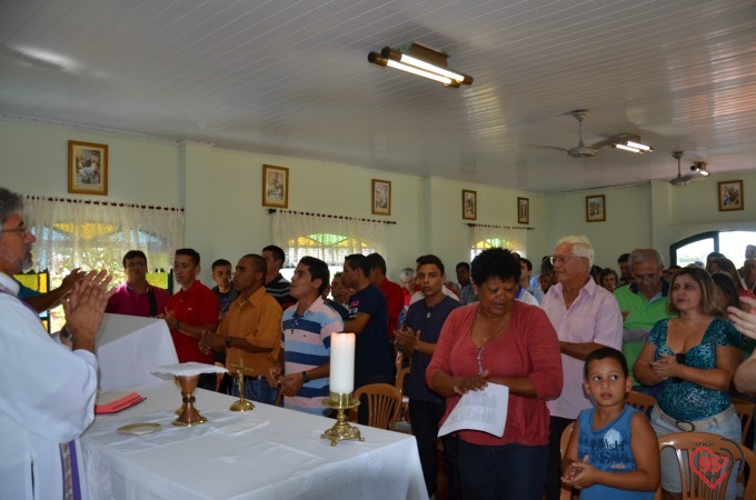 Pe. Otair celebra missa de 'Ação de Graças' na Casa da Esperança