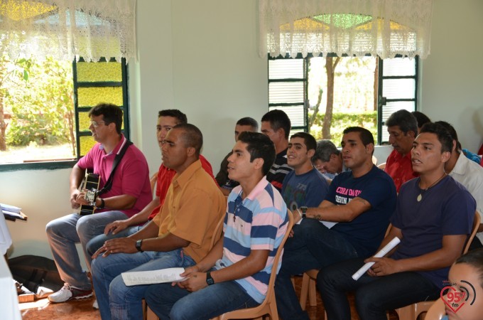 Pe. Otair celebra missa de 'Ação de Graças' na Casa da Esperança
