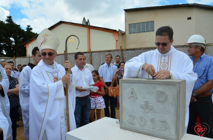 Lançamento pedra fundamental