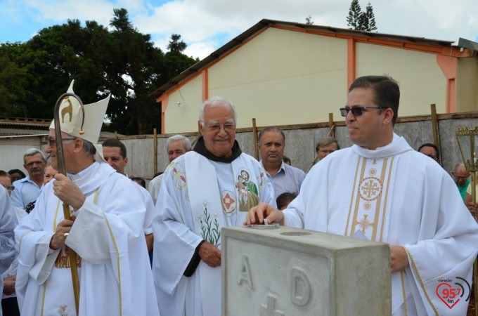 Lançamento pedra fundamental