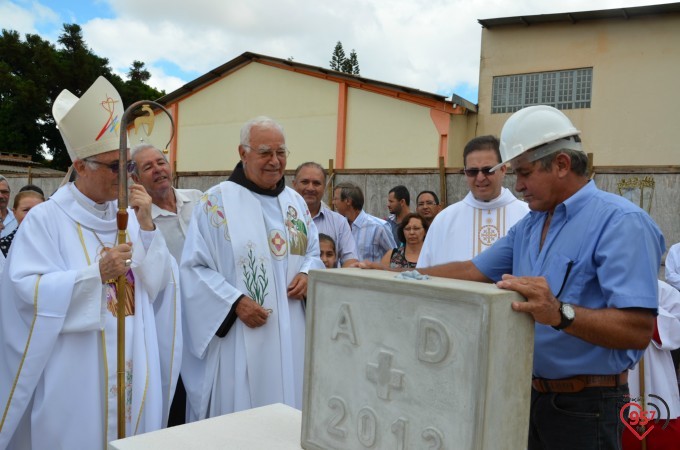 Lançamento pedra fundamental