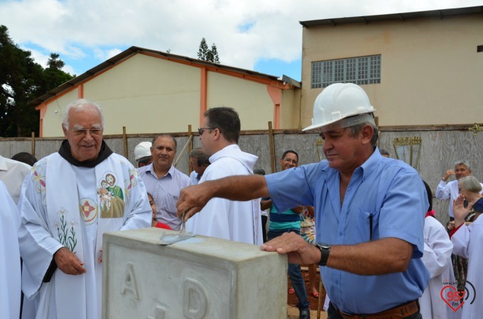 Lançamento pedra fundamental