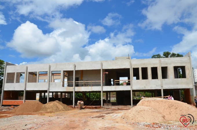 Lançamento pedra fundamental