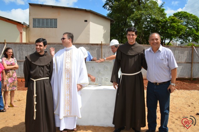 Lançamento pedra fundamental