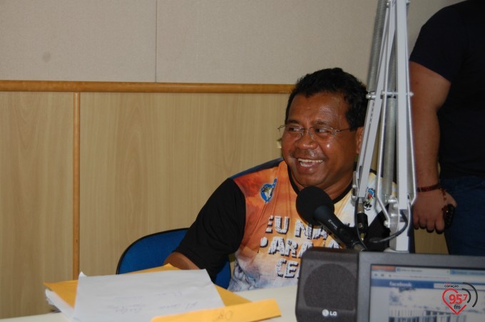 Jovens do quinto acampamento juvenil dão testemunhos na Rádio Coração