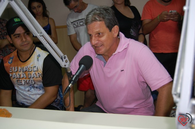 Jovens do quinto acampamento juvenil dão testemunhos na Rádio Coração
