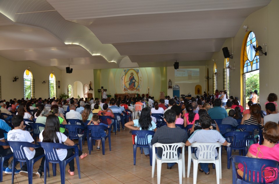 Paróquia Nossa Senhora do Carmo recebe projeto 'Amigos do Coração'