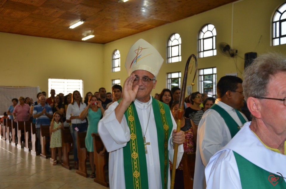 Pe. Wilibrodus toma posse na paróquia N.S. Aparecida