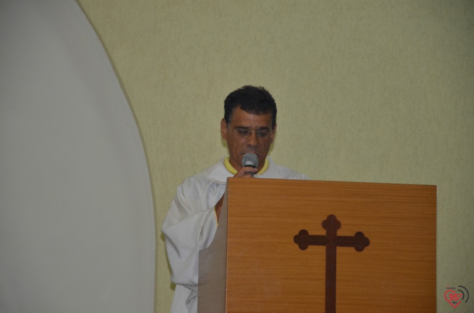 Pe. Wilibrodus toma posse na paróquia N.S. Aparecida