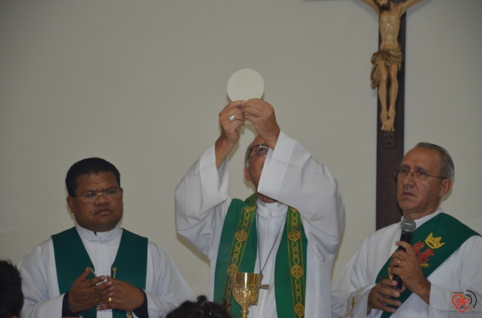 Pe. Wilibrodus toma posse na paróquia N.S. Aparecida