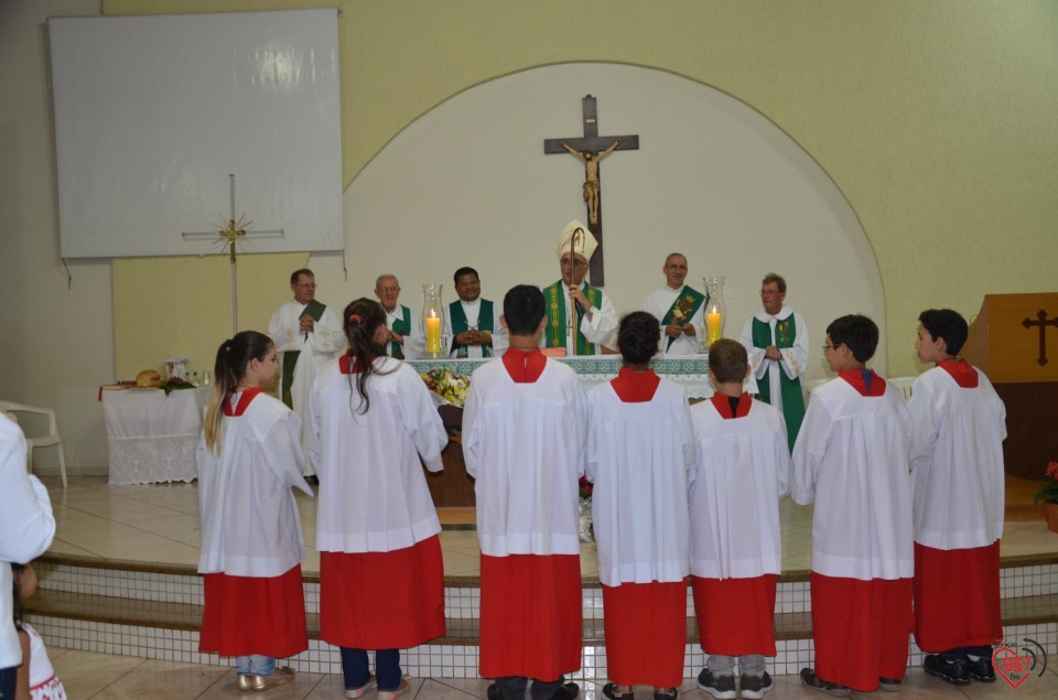 Pe. Wilibrodus toma posse na paróquia N.S. Aparecida