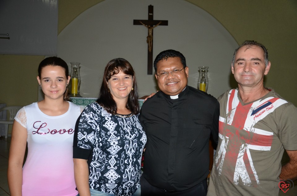 Pe. Wilibrodus toma posse na paróquia N.S. Aparecida