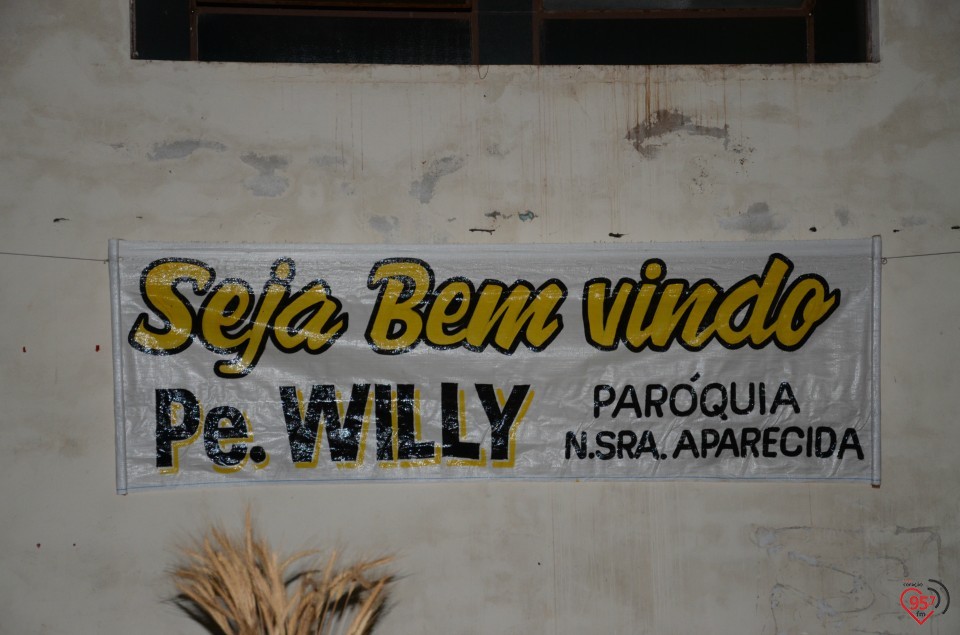Pe. Wilibrodus toma posse na paróquia N.S. Aparecida