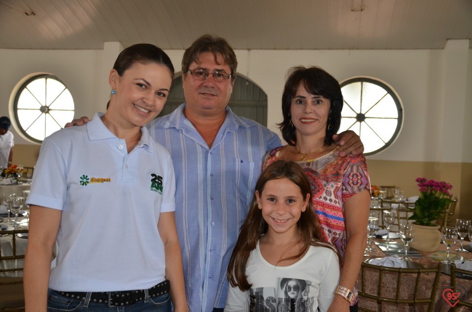 Agência Centro do Sicredi realiza confraternização no CTG