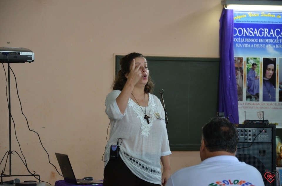 Ozair Sanábria ministra palestra para Cursilhista